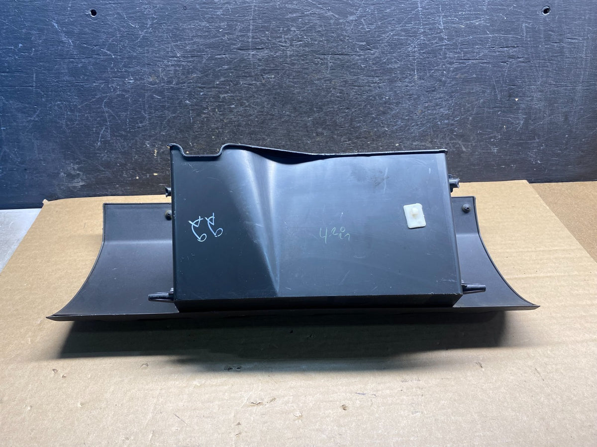 2008 to 2012 Nissan Xterra Front Right Passenger Storage Glove Box AI0069 DG6
