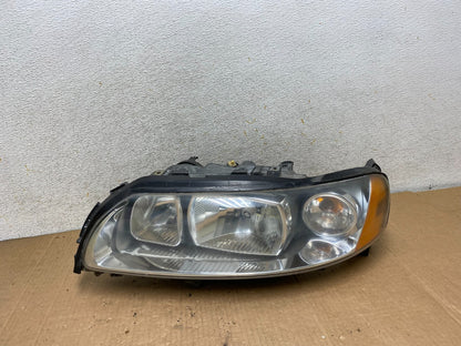 2005 to 2007 Volvo XC70 V70 Left Halogen Driver Side Headlight AI8819 DW0