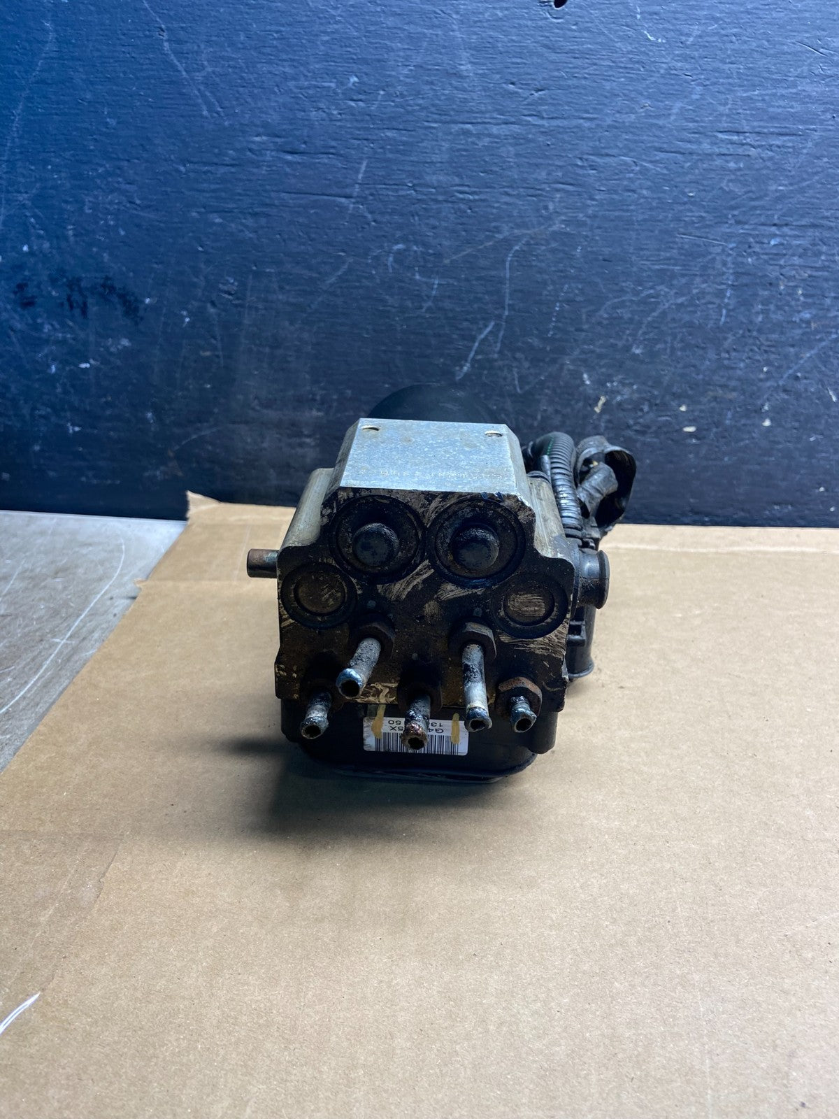 2003 - 2005 Chevrolet Silverado GMC Sierra ABS Anti-Lock Brake Module AF9253 DG4