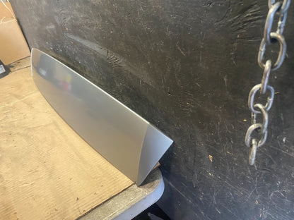 2006 to 2010 BMW 530i Wagon Trunk Hatch Spoiler OEM R5335 DG1