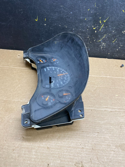 2004 to 2007 Chevrolet Express Speedometer Cluster Gauge OEM  W0275 DG3