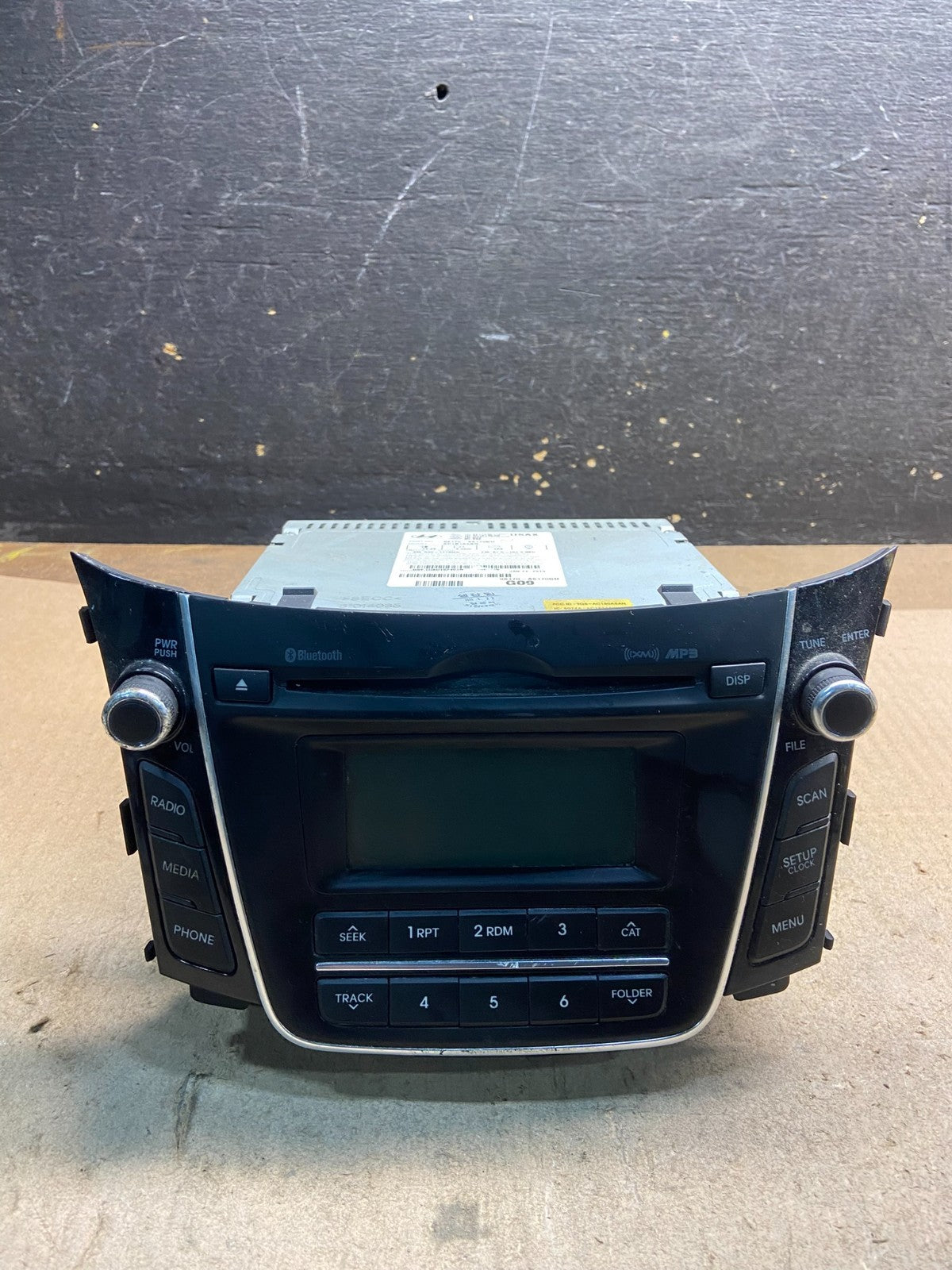 2011 to 2015 Hyundai Elantra  Am Fm Cd Player Radio Receiver OEM Z8717 DG0