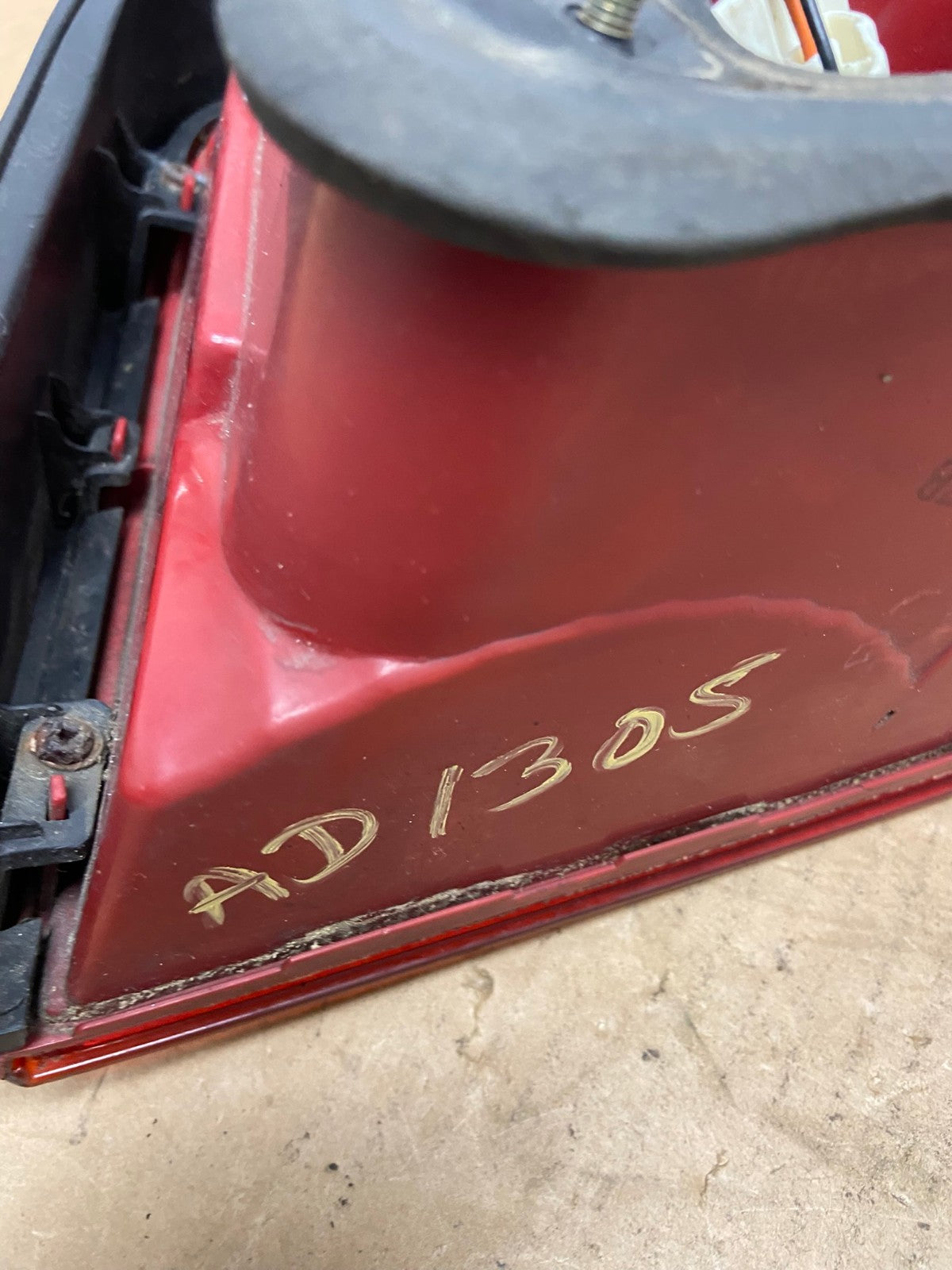 2002 to 2005 Hyundai Sonata Left Driver Lh Side Tail Light AD1305 LK8
