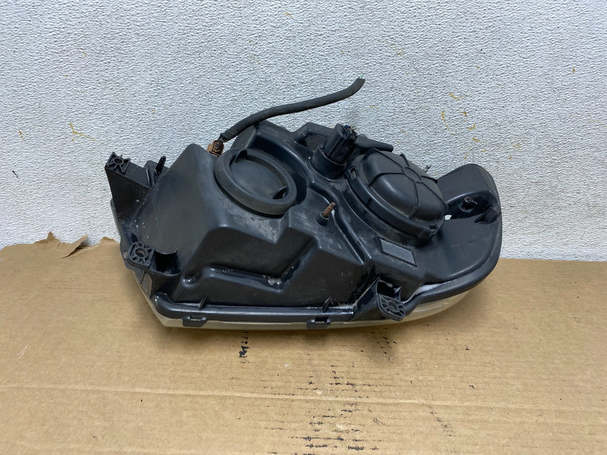 Xenon 2003-2006 Lincoln Navigator Left Driver Side Headlight AH4003 DW5