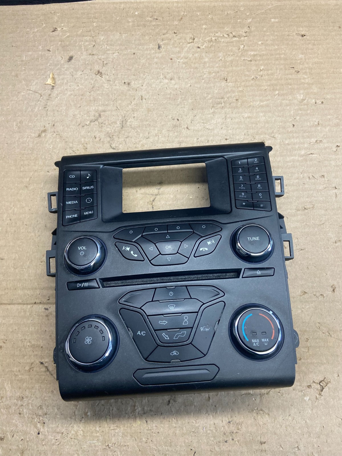2016 2017 Ford Fusion Radio Climate Control A/C Control ah5349 DG0