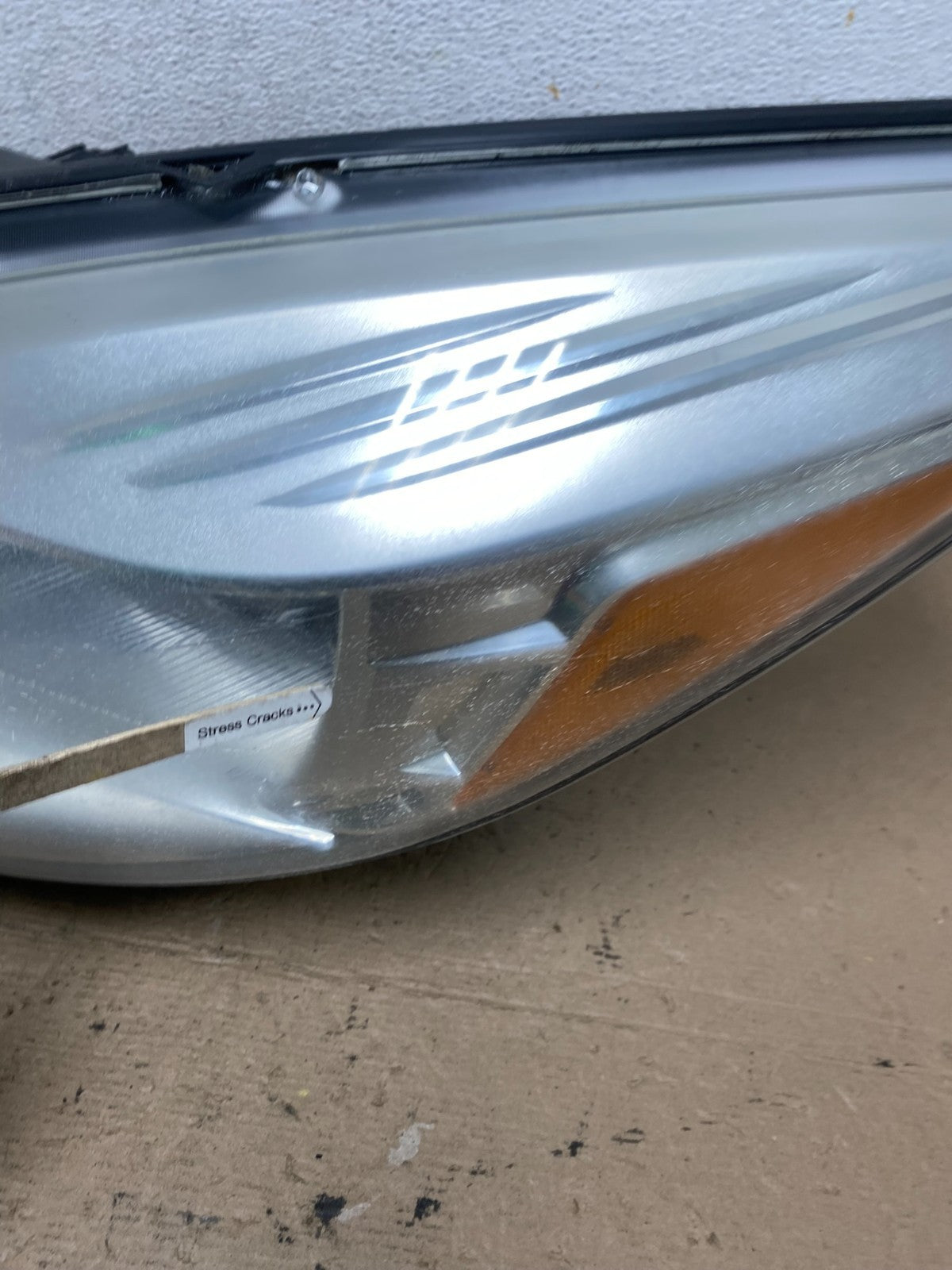 2013 - 2016 Ford Escape Headlight Left Driver Lh Side Halogen AF5112 DW4