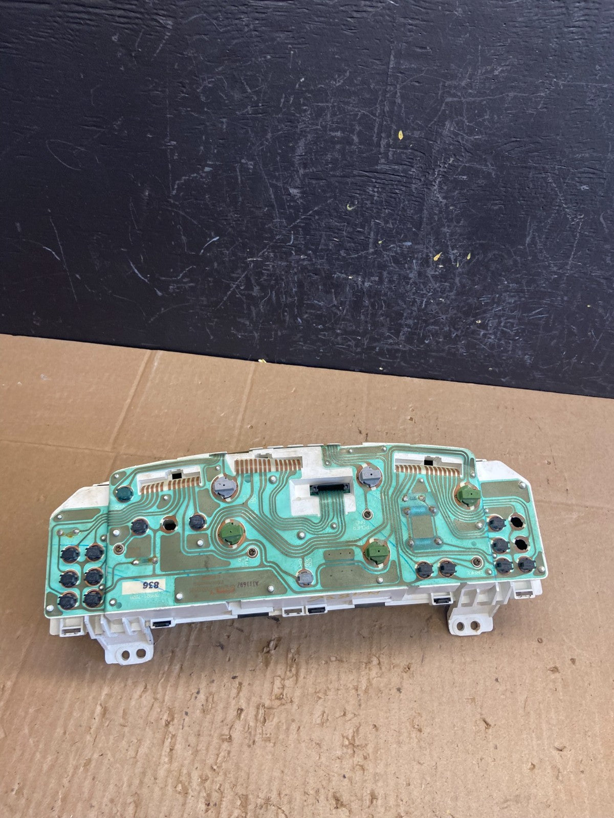 1998 to 2000 Mazda 626 Speedometer Cluster ab5562 DG5