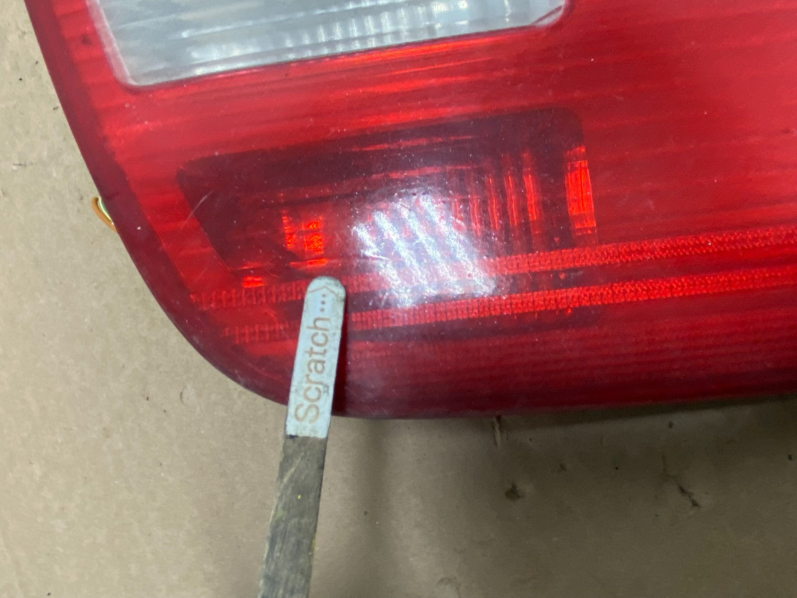 2004-2006 BMW X5 Right Passenger RH Side Inner Tail Light Oem U8857 DW3