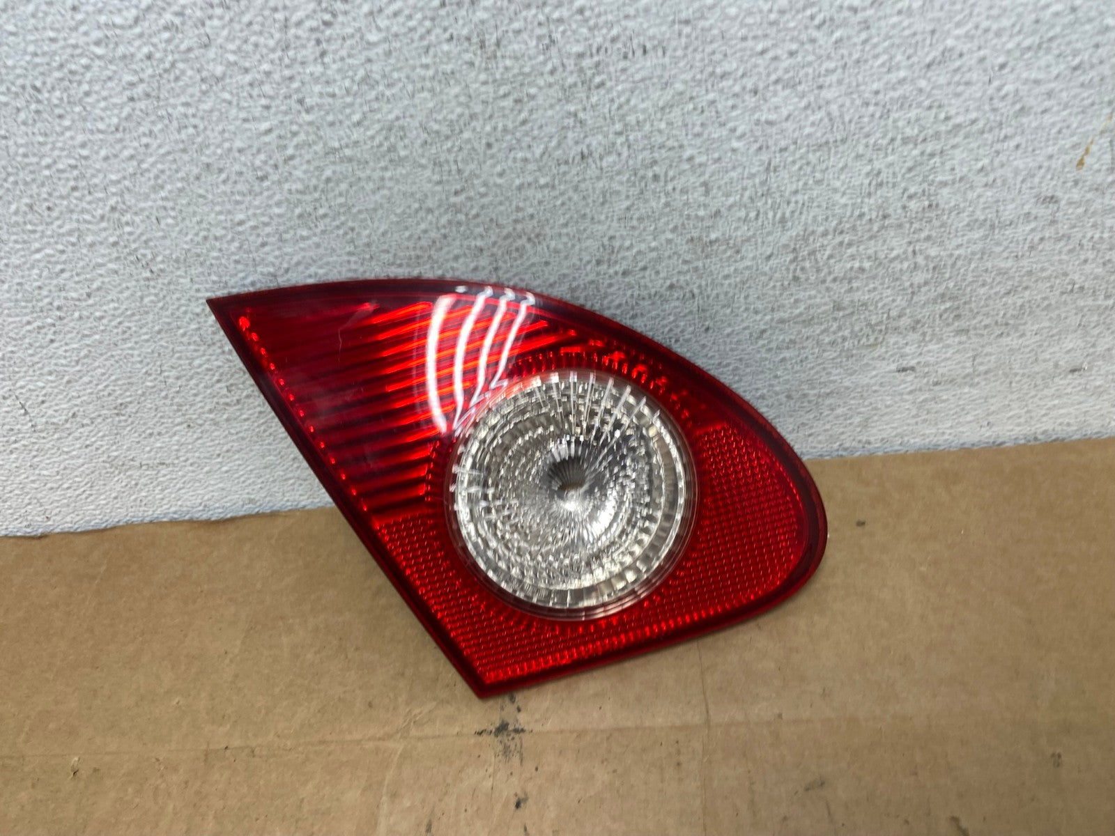 2003 - 2008 Toyota Corolla Inner Left Driver Lh Side Tail Light AD4615 LK1