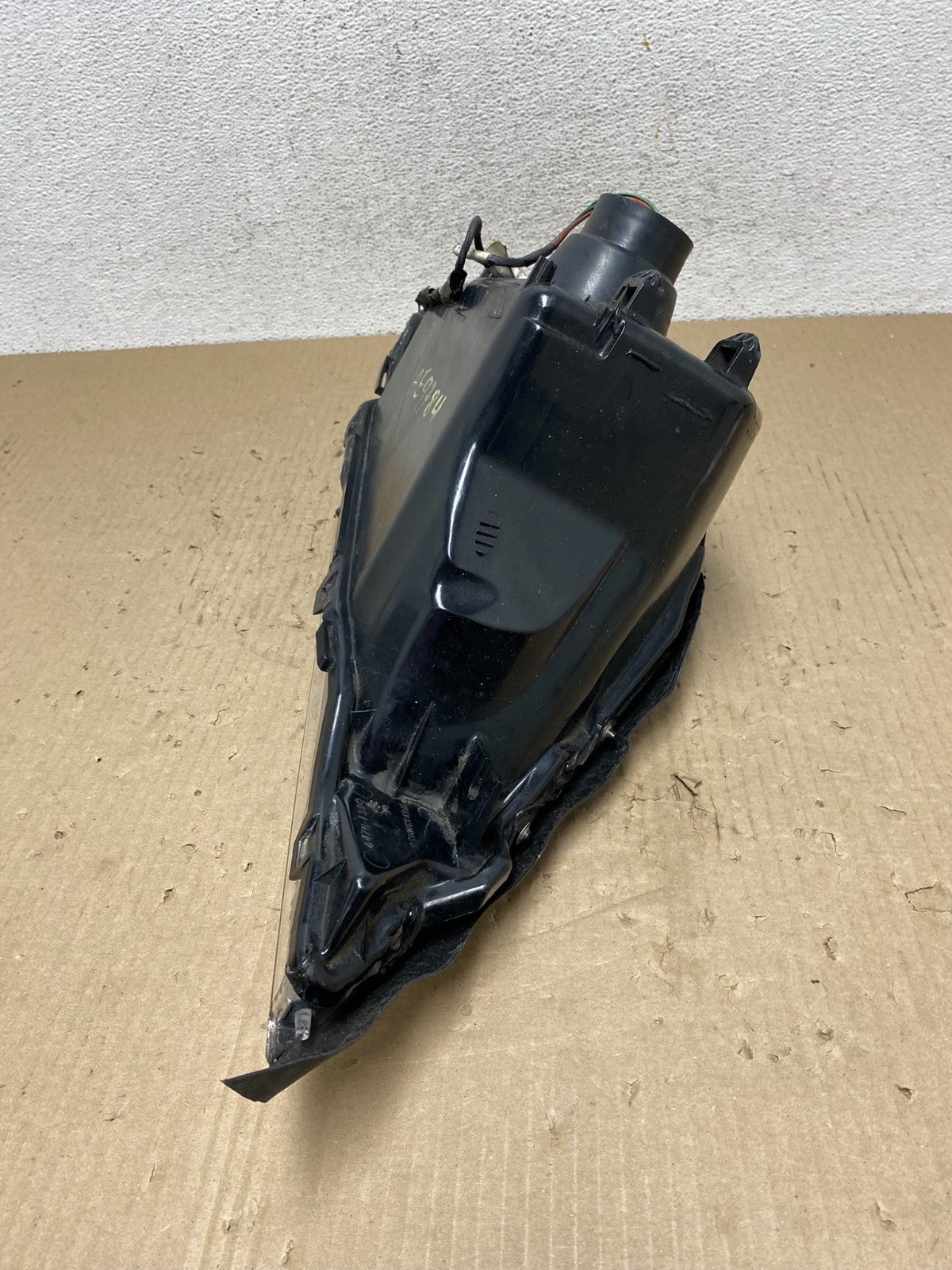 2000 to 2005 Mercury Sable Left Driver LH Side Halogen Headlight AE9784 DW7