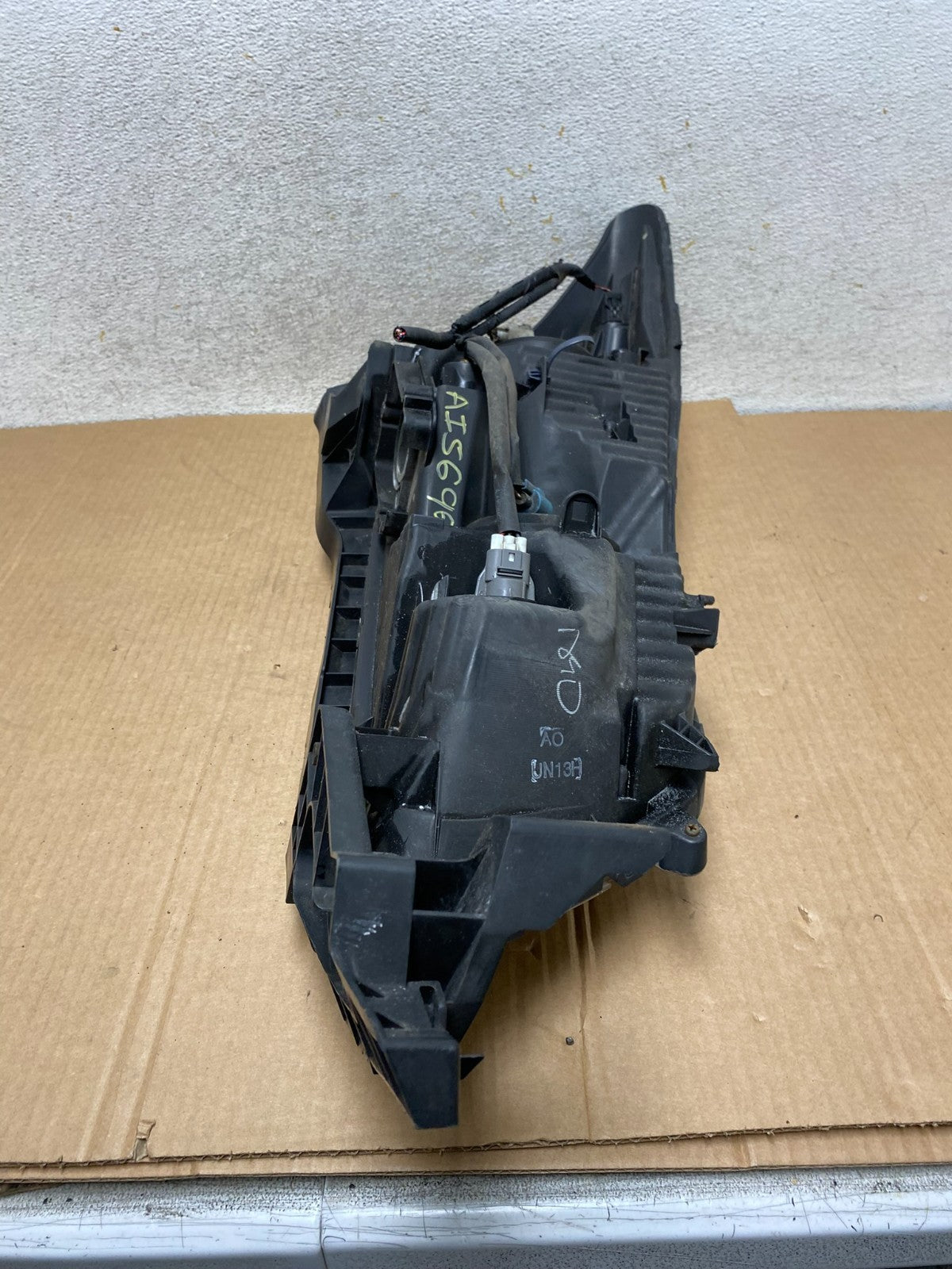 2008 to 2012 Honda Accord Sedan Headlight Left Driver Lh Side AI5696 DW7
