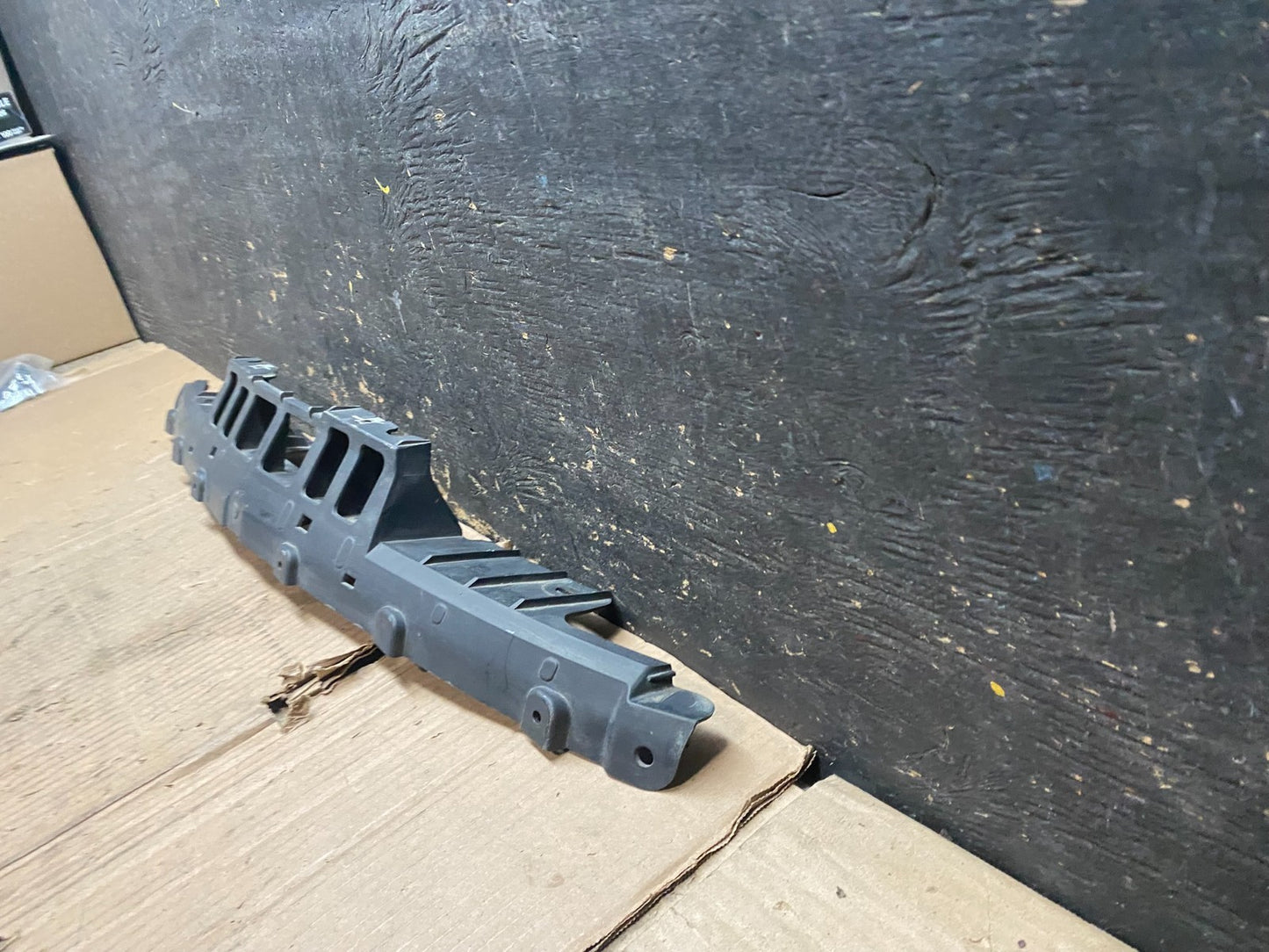2013 to 2019 Chevrolet Trax Front Bumper Reinforcement 95390551 W48941