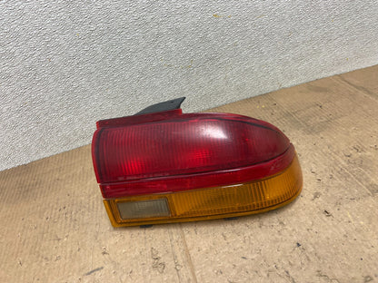1993 - 1995 Saturn SL S-Series Right Passenger RH Side Tail Light OEM AA7038 DW0