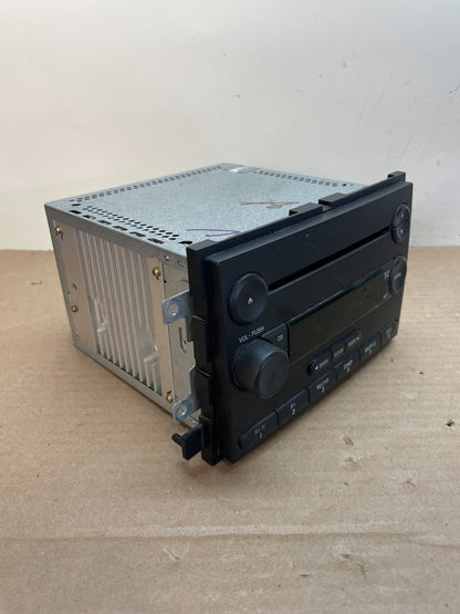 2004 to 2008 Ford F150 Mustang Radio Stereo Audio AM/FM ai0509 DG1