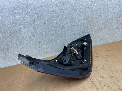 2008 2009 2010 BMW 5 525i 530i Right Passenger Rh Tail Side Light Oem X8984 DW6