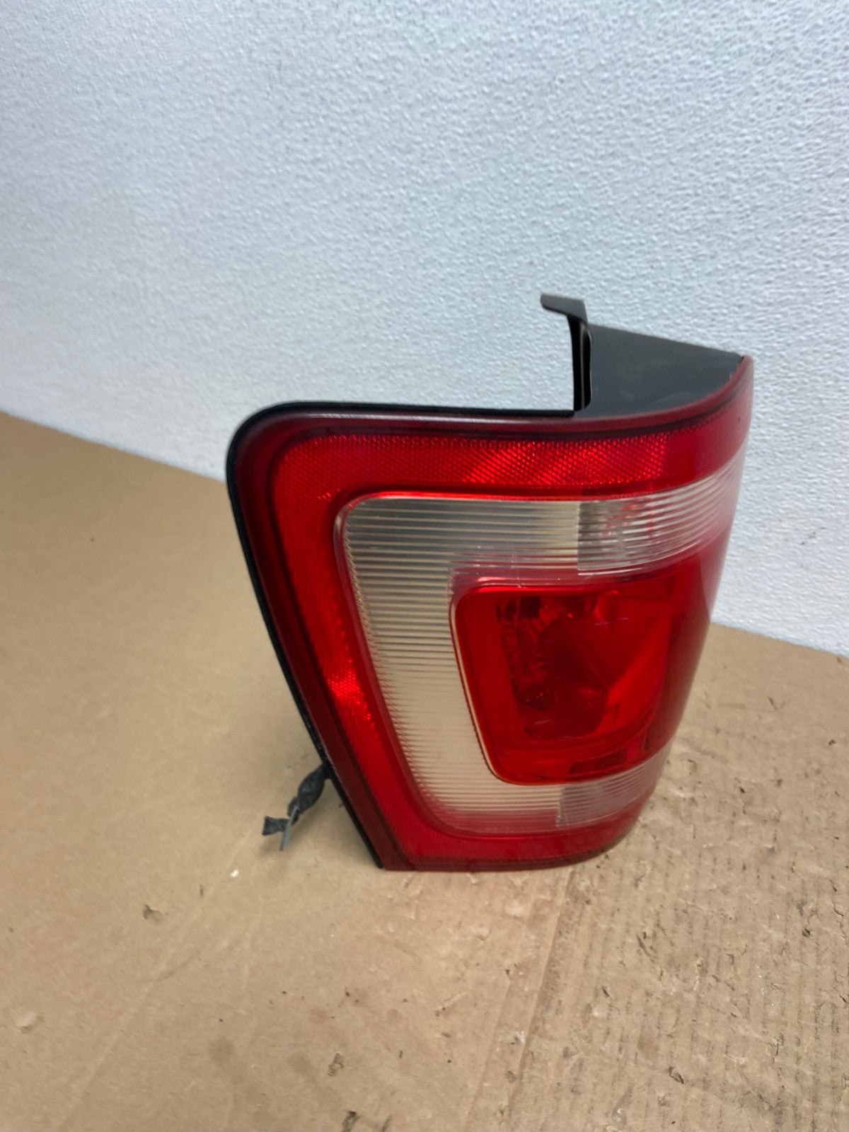 2008 to 2012 Ford Escape Left Driver LH Side Tail Light AB8006 LK2