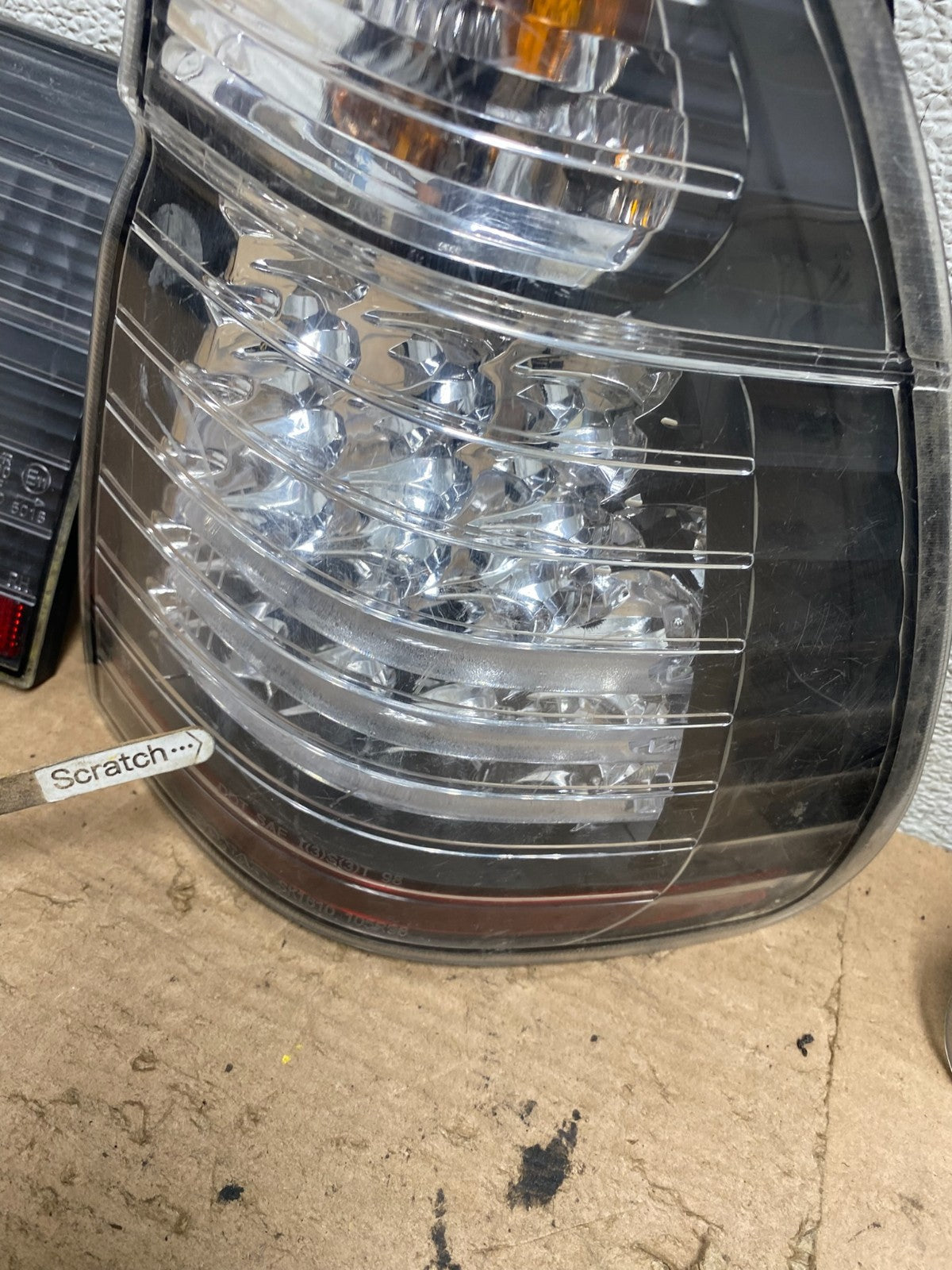 2000 to 2006 Bmw X5 Left+Right Set Outer Inner Black LED Tail Lights P9951 DG6