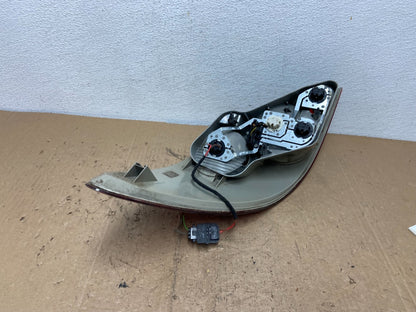 2006-2010 Mercedes W251 R-CLASS Right Passenger RH Side Tail Light AC7360 DW6