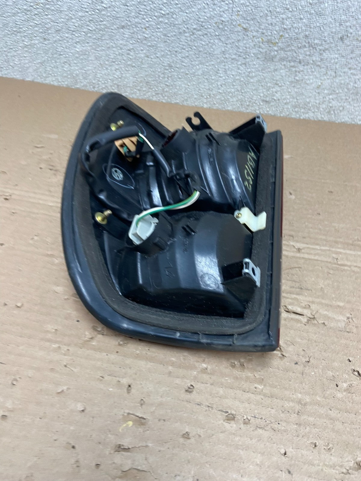 1998 to 2004 Lexus LX470 Left Driver LH Side Tail Light  OEM ab1152 DG6
