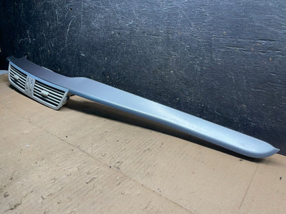 2009 to 2014 Volkswagen Routan Dash Center Trim Bezel Panel Vents U2048 DG2