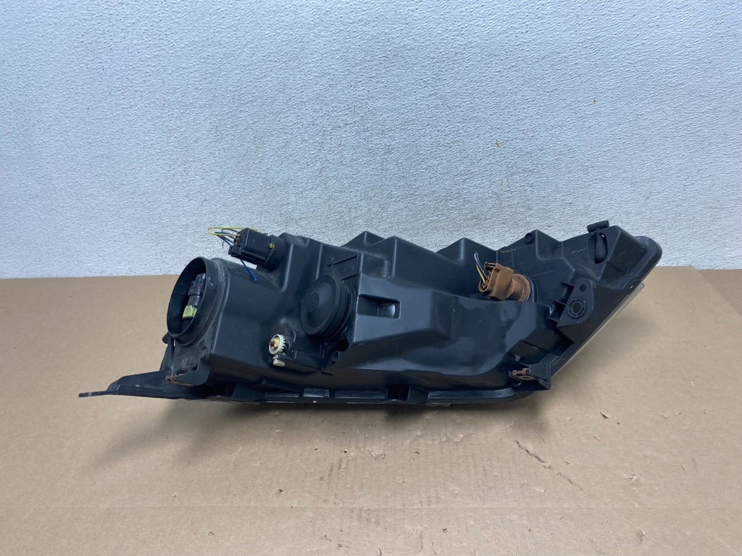 2010 2011 2012 Ford Fusion Right Passenger RH Headlight Halogen AG5772 DW5