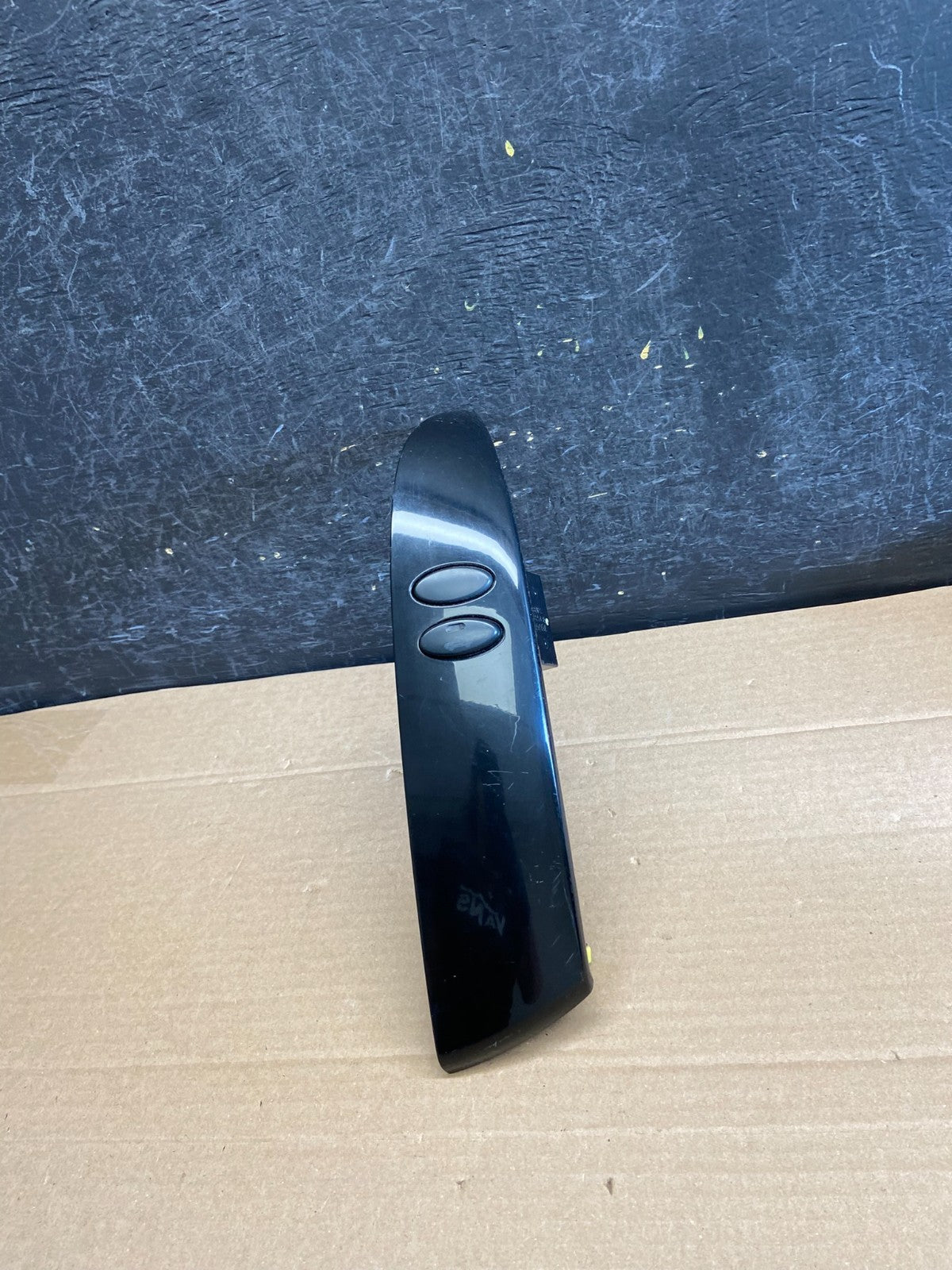 2004 to 2010 Toyota Sienna Left Side Climate Switches Bezel Trim AG5002 DG0
