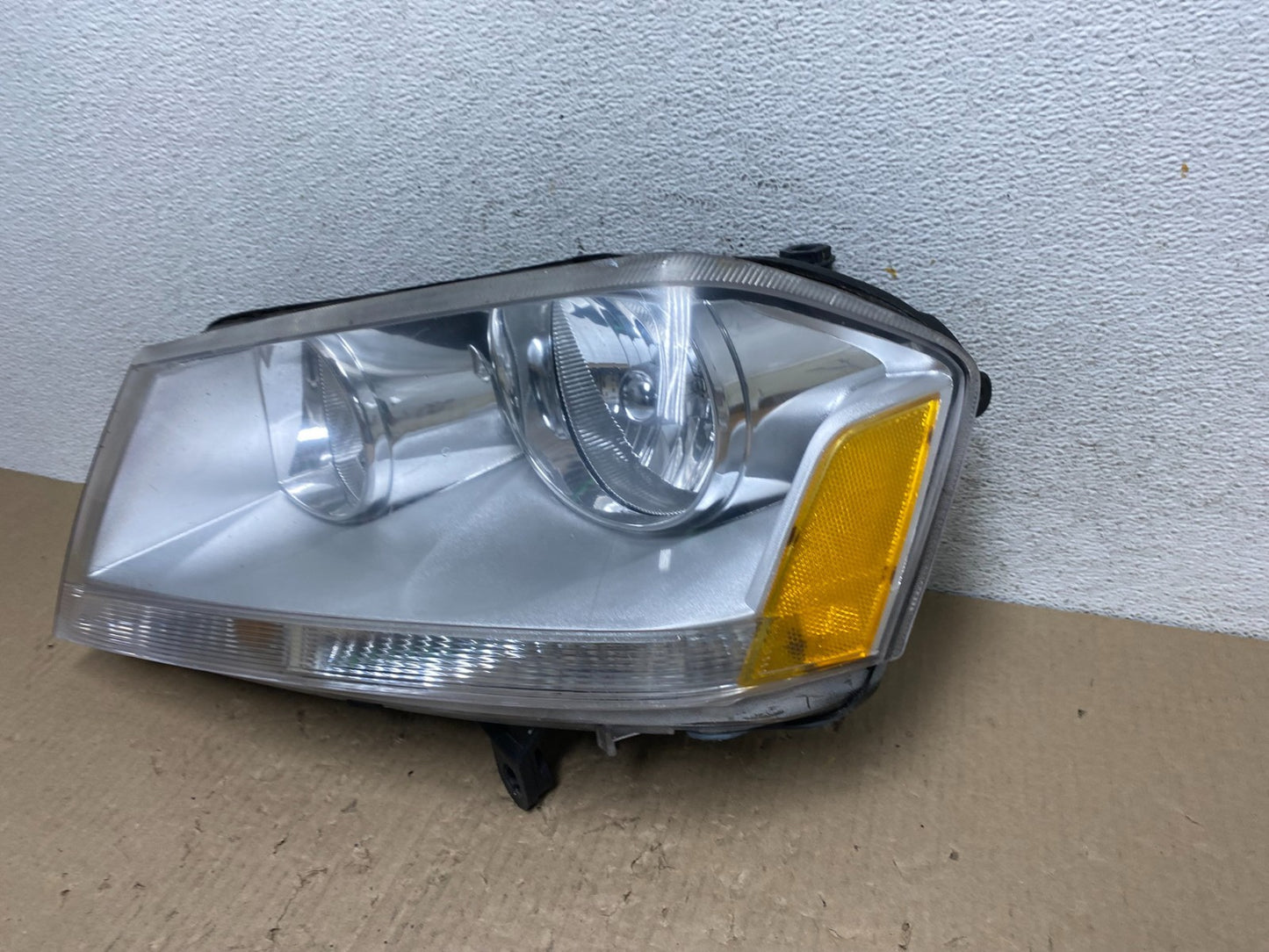 2008 to 2014 Dodge Avenger Left Driver LH Side Headlight AE9761 DW1