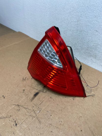 2010 2011 2012 Ford Fusion Right Passenger Side Tail Light AD6380 LK1