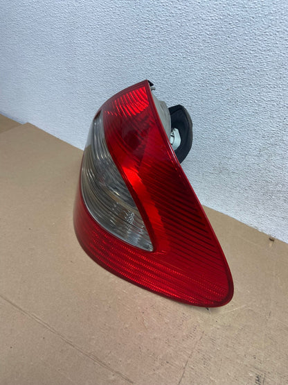 2007 - 2009 Mercedes E E320 E500 Sedan Right Passenger Tail Light AF4560 LK1