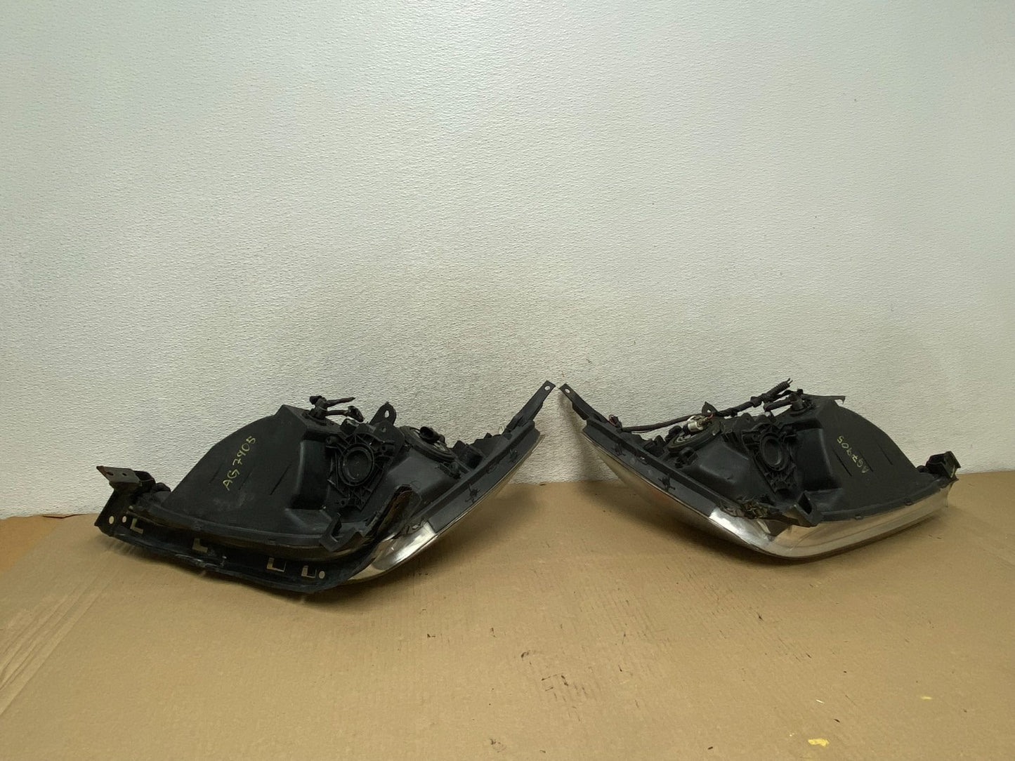 2005 2006 2007 Honda Odyssey Left+Right Set Halogen Headlights AG7905 DW11