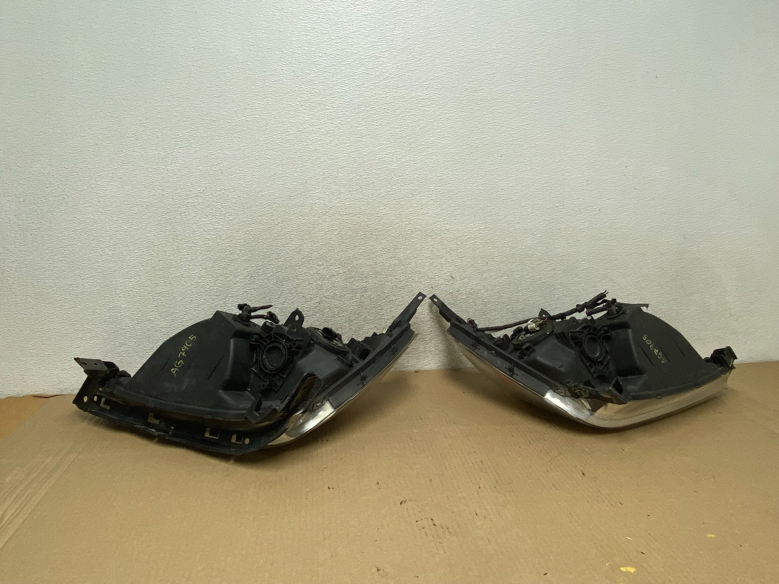 2005 2006 2007 Honda Odyssey Left+Right Set Halogen Headlights AG7905 DW11