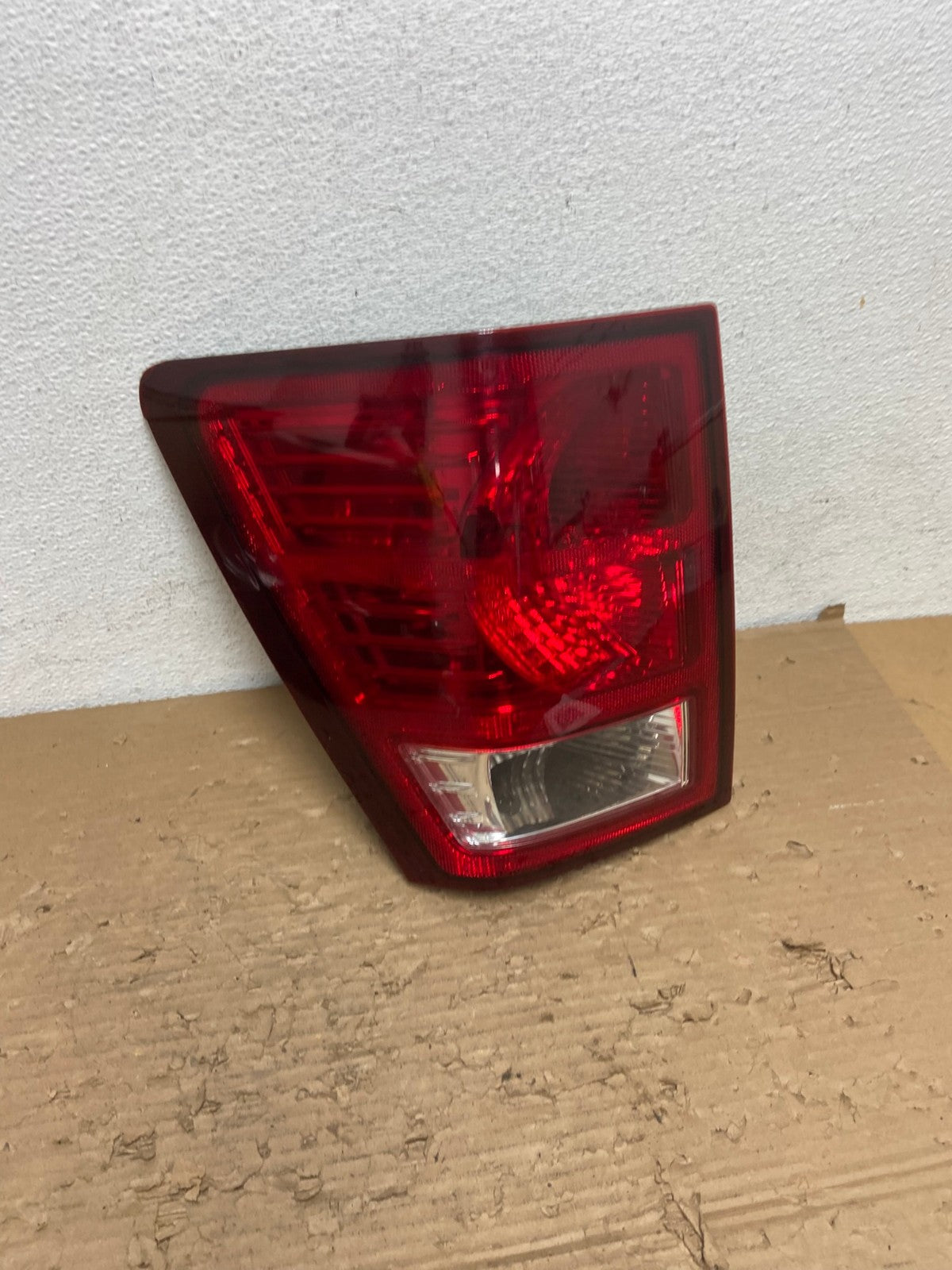 2007 2008 2009 2010 Jeep Grand Cherokee Left Driver Lh Tail Light AD4401 LK2
