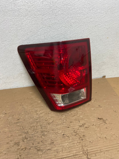2007 2008 2009 2010 Jeep Grand Cherokee Left Driver Lh Tail Light AD4401 LK2