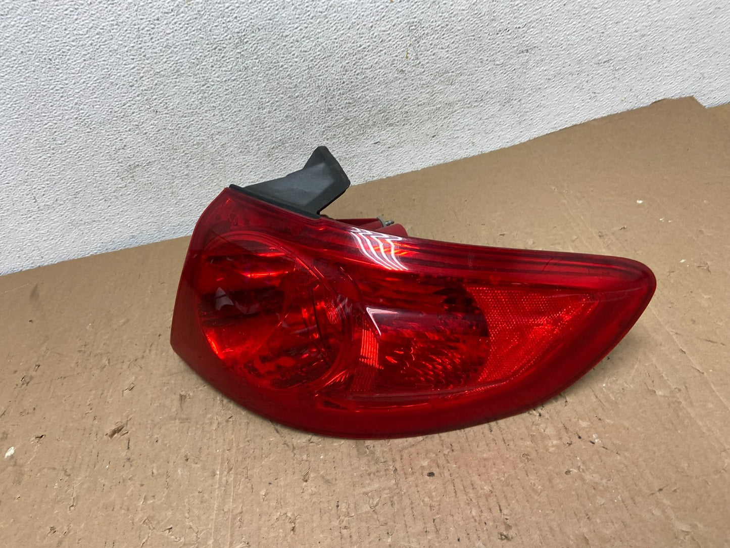 2007 2008 2009 Hyundai Santa Fe Right Passenger Rh Tail Light AD8241 DW1
