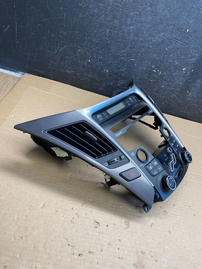 2011 - 2014 Hyundai Sonata Center Radio Climate Control Air Vent Bezel ag5243 DG6