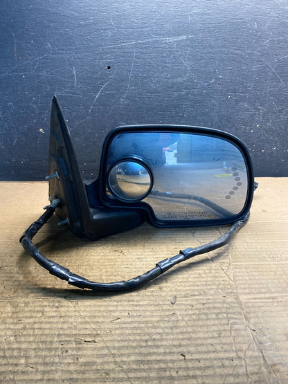 2003 - 2006 Cadillac Escalade Right Passenger Turn Sgn Door Mirror AA5742 MS9