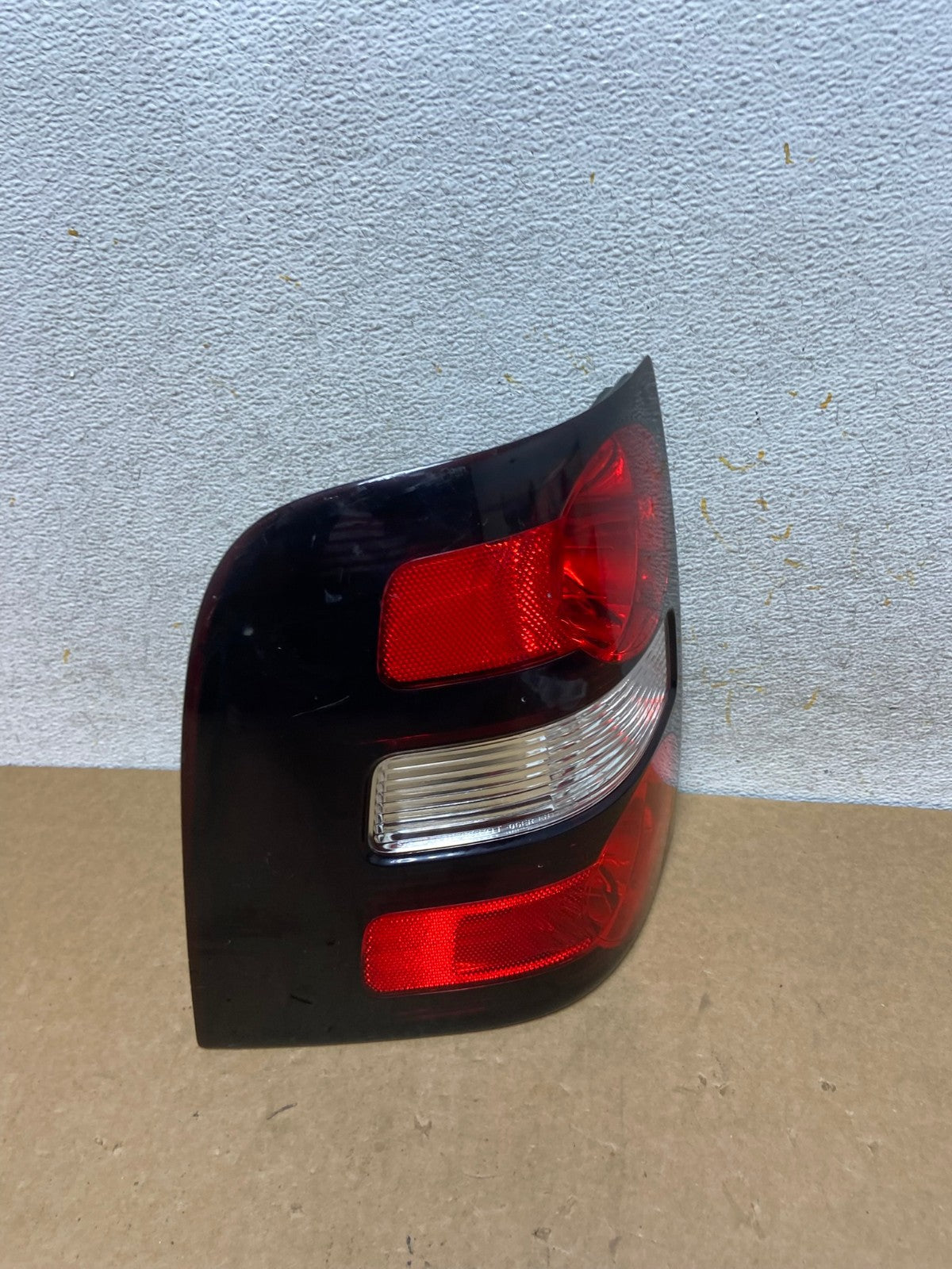 2006 to 2010 Ford Explorer Left Driver Lh Side Tail light AI2644 LK2
