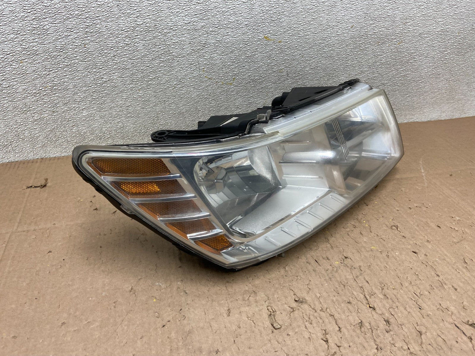 2009 to 2017 Dodge Journey Headlight Right Passenger Rh Halogen Oem Y3062 DW2