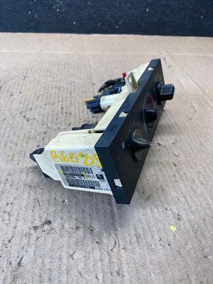 1998 to 2001 Dodge Ram 1500 Temperature Climate Control Heat AC Heater r6085 DG1