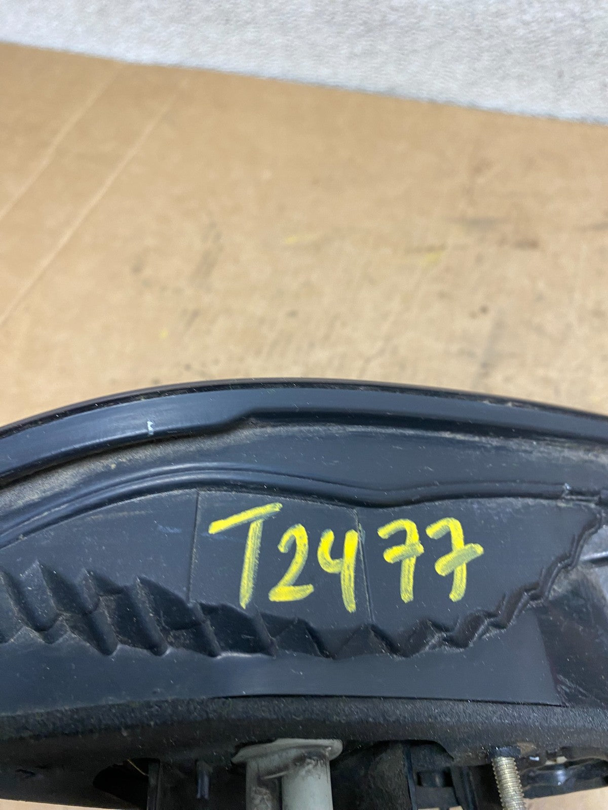 2002 2003 2004 Lexus Es300 Es330 Right Passenger Inner Tail Light T2477 DW6