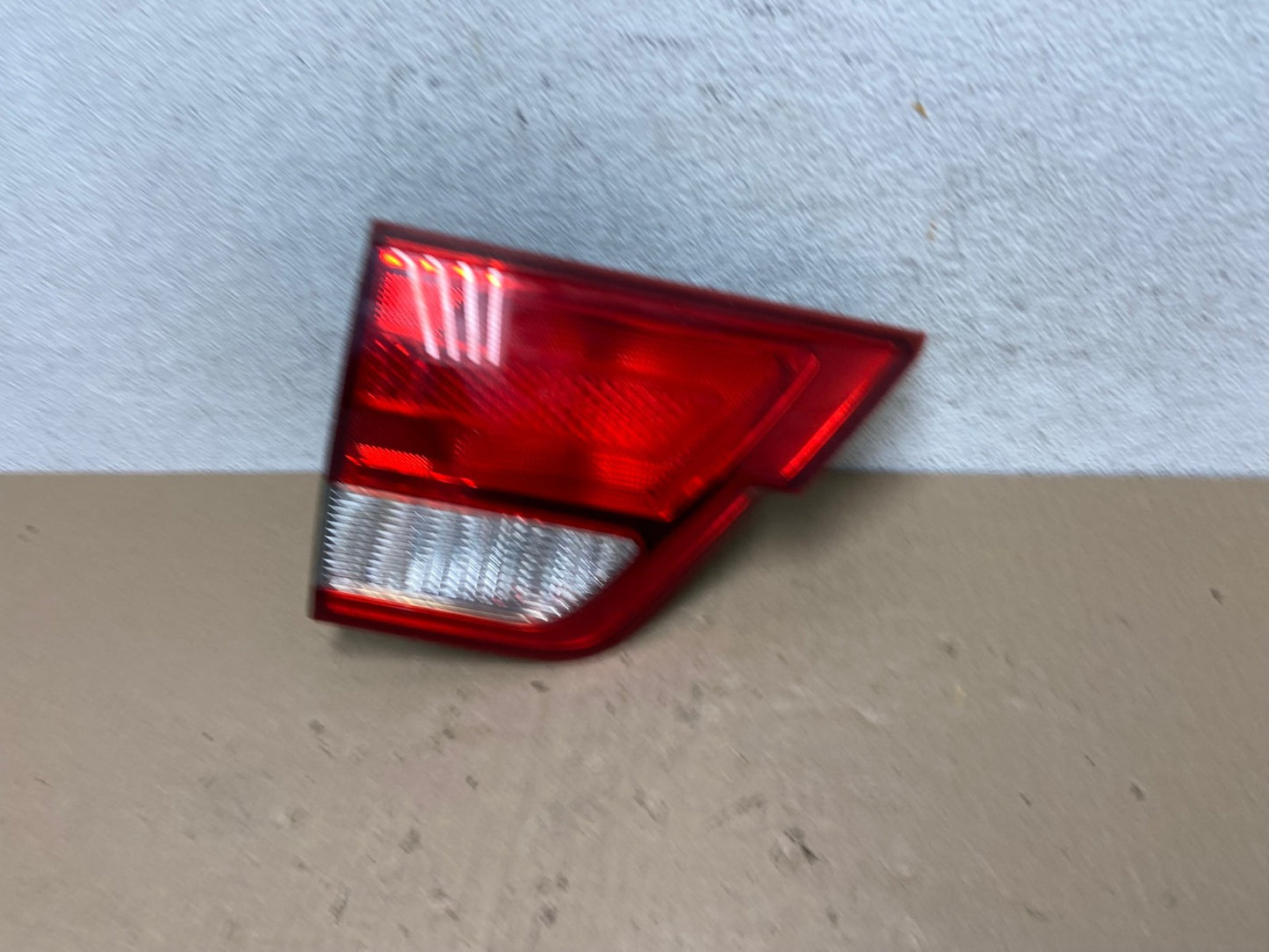 2011-2013 Jeep Grand Cherokee Left Driver Side Lh Inner Tail Light AE9671 LK1