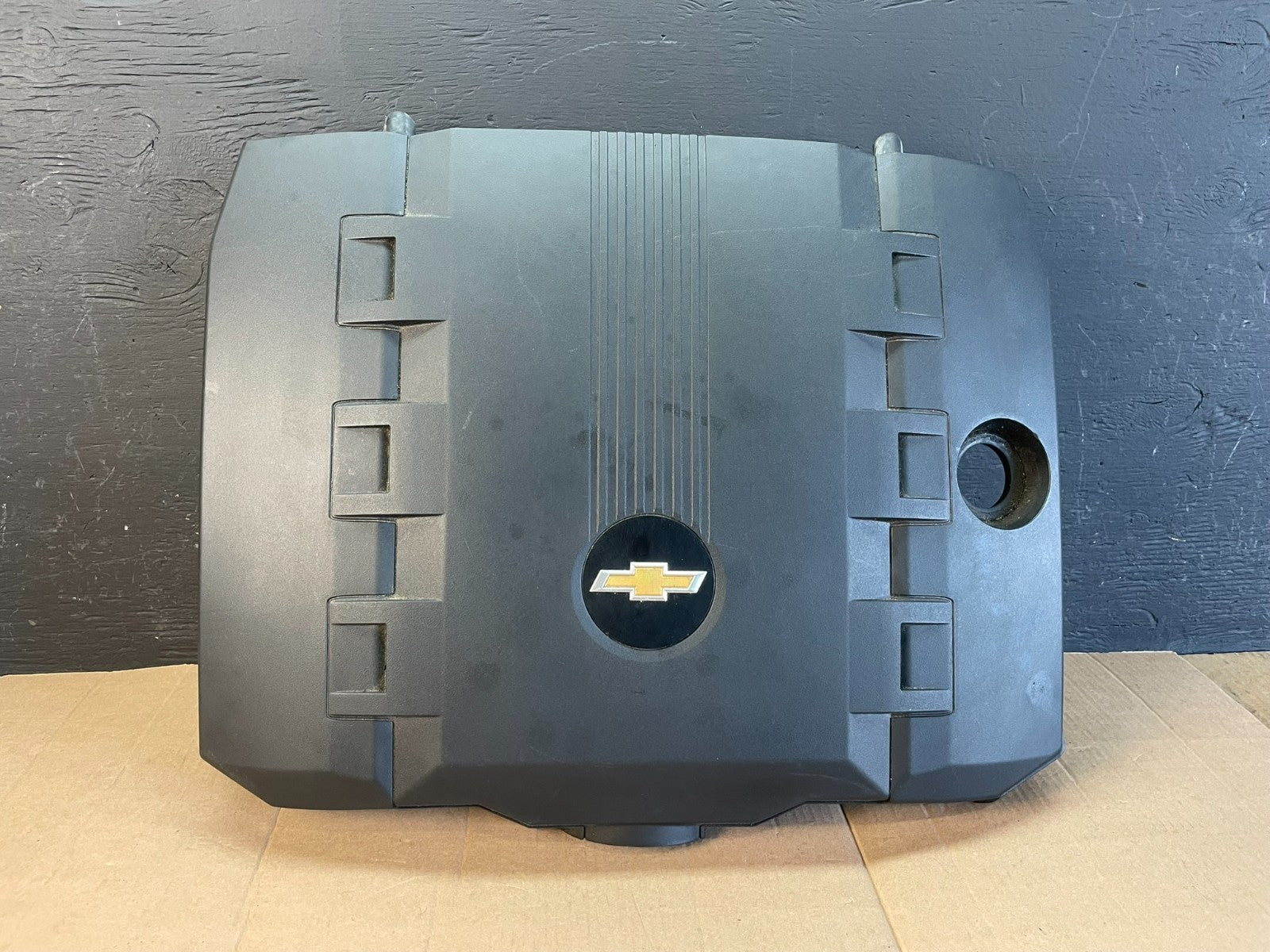 2010 to 2015 Chevrolet Camaro Engine Motor Cover AC2111 DG0