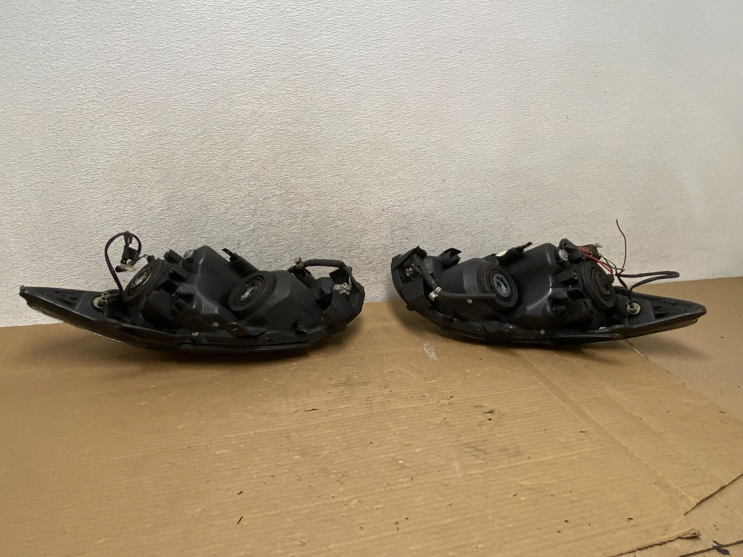 2005 2006 2007 Scion Tc Left+Right Side Halogen Headlights AG8985 DW7
