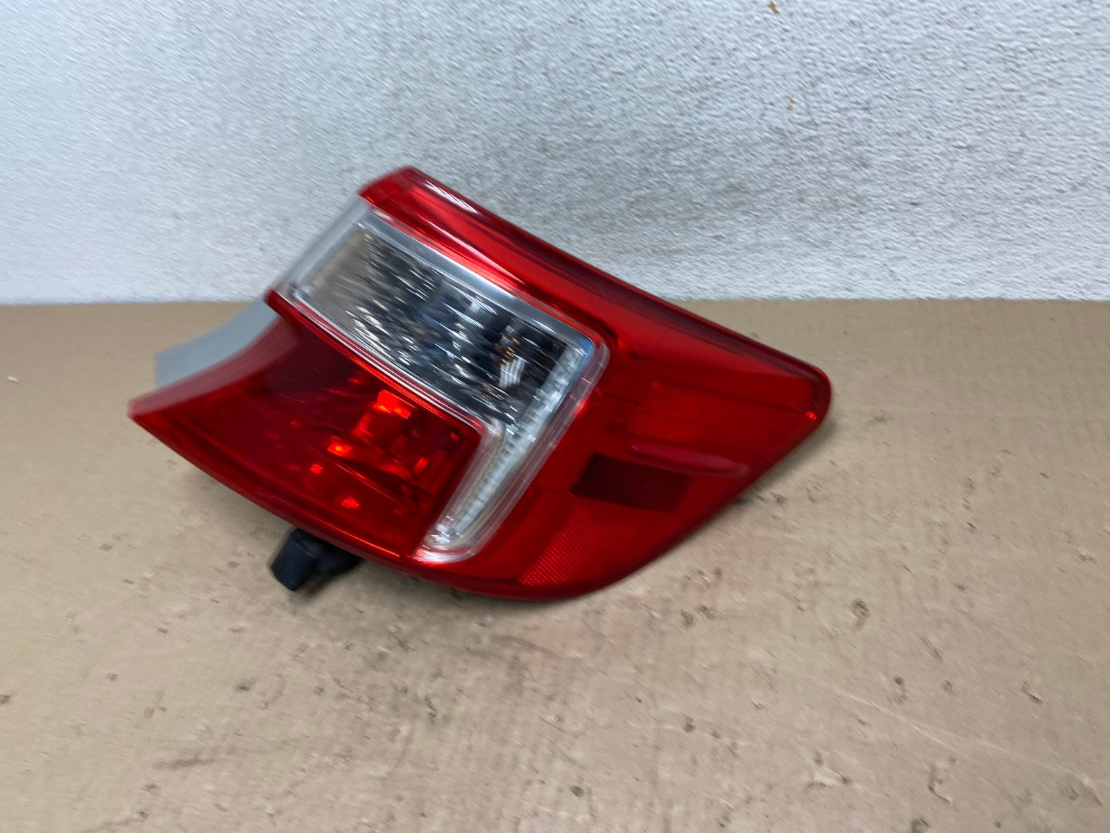 2012 2013 2014 Toyota Camry Right Passenger RH Side Tail Light AG6561 LK1