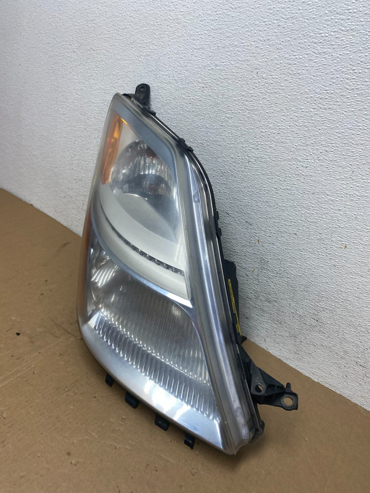 2006-2009 Toyota Prius Right Passenger Rh Side Headlight Xenon HID AD7930 DW1