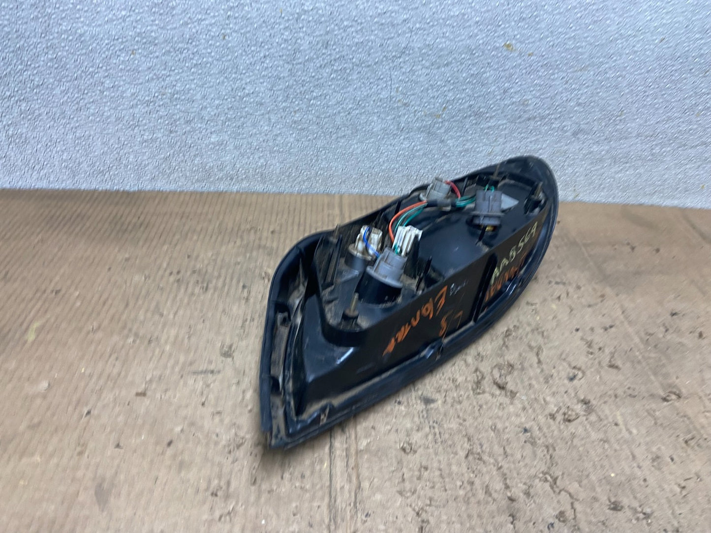 1996 1997 1998 Hyundai Elantra Sedan Left Driver LH Tail Light Oem AA8569 DW5