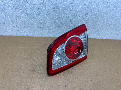 2010 2011 2012 Hyundai Santa Fe Right Passenger RH Tail Light Inner AD54732