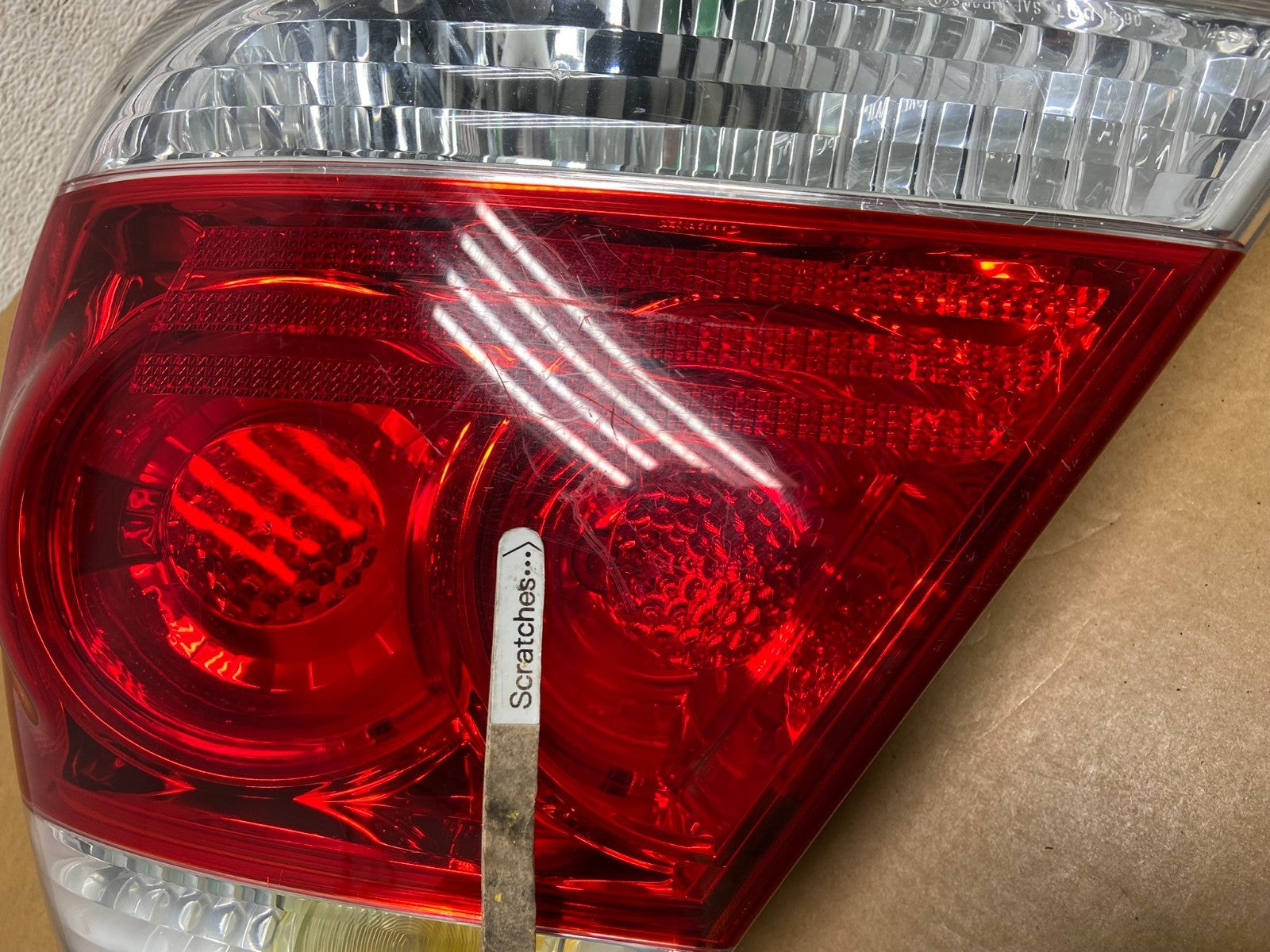 2005 to 2006 Toyota Camry Tail Light Right Passenger Side AD8893 DW3