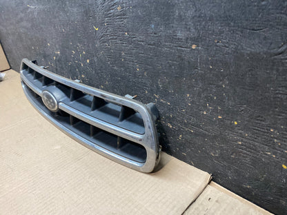 2000 to 2002 Subaru Legacy Outback Grill Grille OEM X7640 DG1
