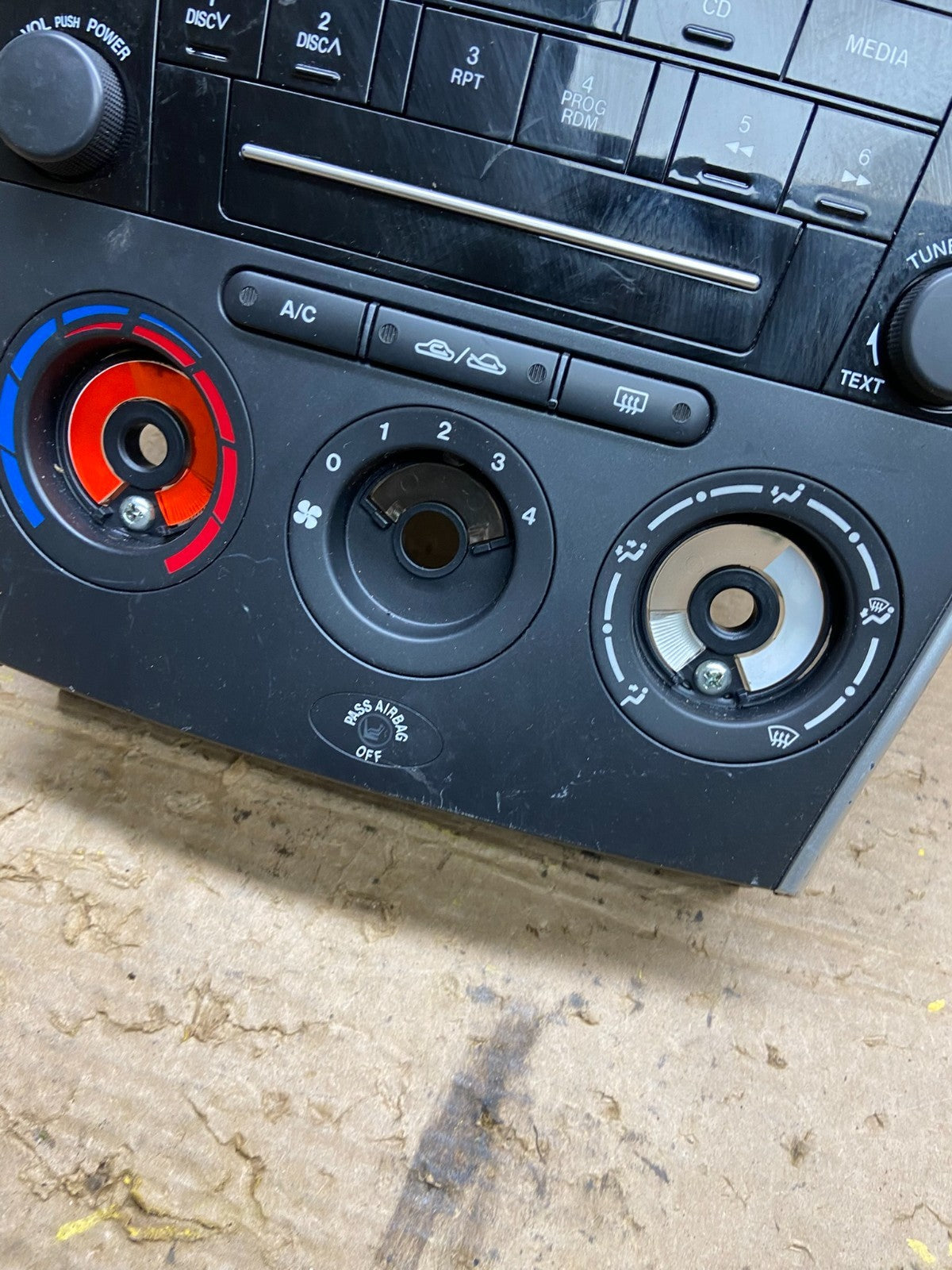 2006-2008 Mazda 6 AM FM CD Player Stereo Radio X1085 DG4